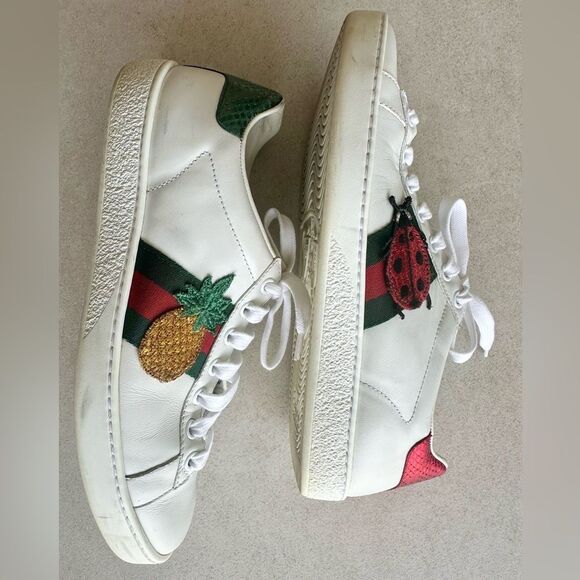 Gucci White Leather Embroidered Ladybug And Pineapple Ace Sneakers Size 36.5 - Picture 11 of 15